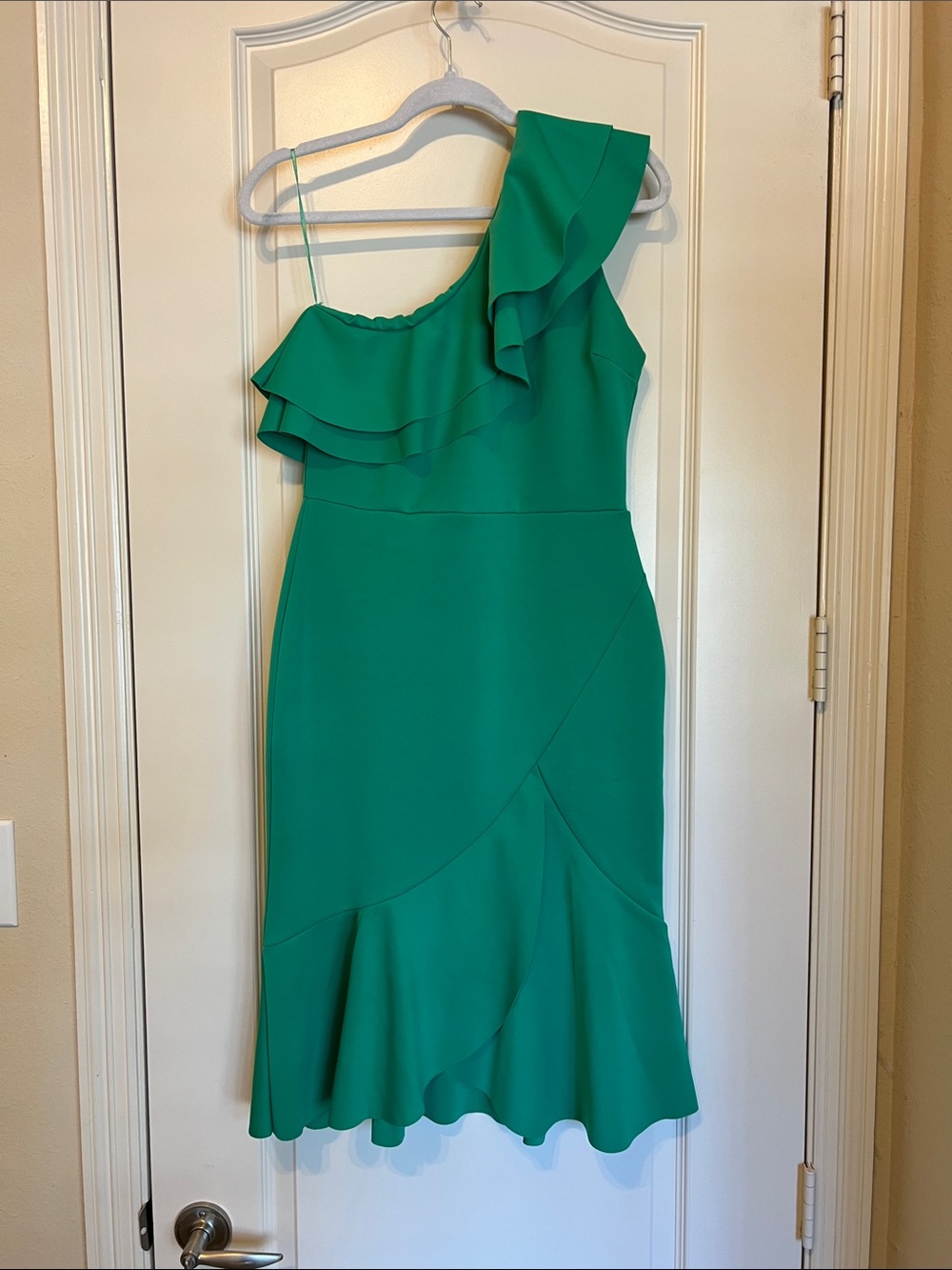 Asymmetric One-Shoulder Ruffle Dress in Emerald Green